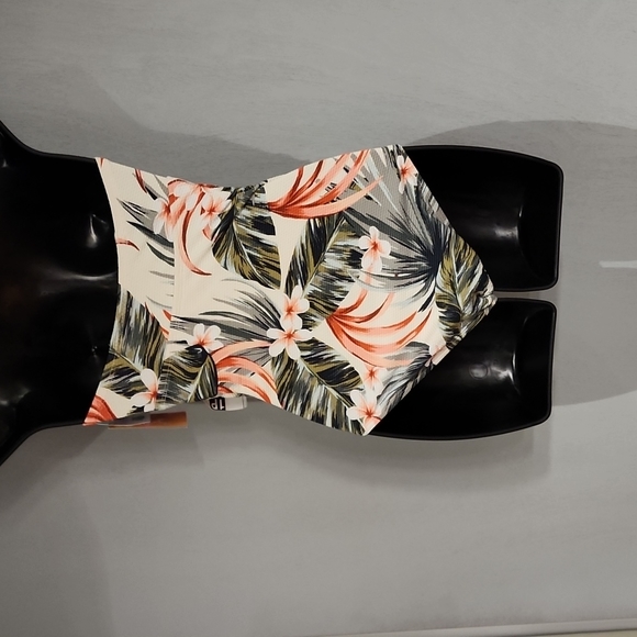 Kona Sol Tropical Print Strapless One Piece Swim Suit - Picture 3 of 4